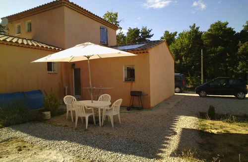 Plan-d'Aups-Sainte-Baume Apartment | Quiet studio in the heart of the Sainte Baume regional park