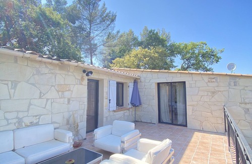 Cuers House | quiet house in the terraces