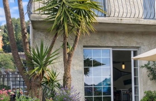 Saint-Roch Villa | Quiet observatory villa suitable for family or business