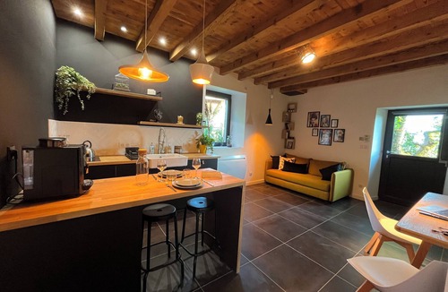 Herbeys Apartment | Quiet, self-contained studio with panoramic view of the Vercors mountains