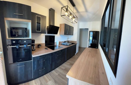 Grand Sud Apartment | Quiet, spacious apartment in Aix en Provence