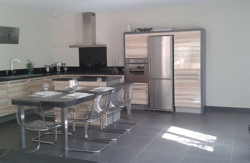 Les Angles House | Recent house with private pool in a residential area near the town center