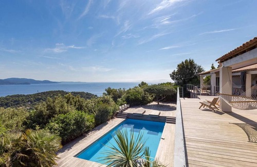 Cap Benat Villa | Renovated Villa Cap Bénat - Pool & Comfort