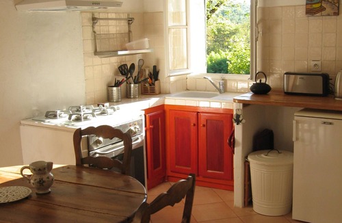 Saint-Antonin-du-Var House | Rent up to 6 people ds old farmhouse restored, full nature provencal