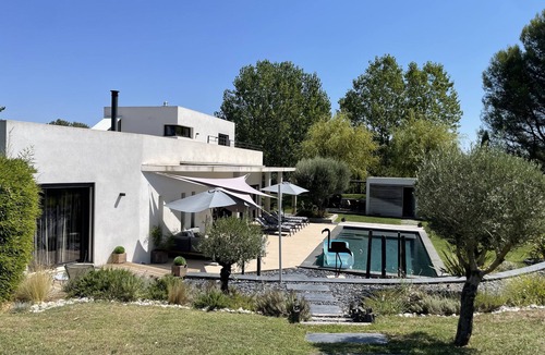 Cabries Villa | Rental Architect-designed villa Aix en Provence (Cabries) for 8 people