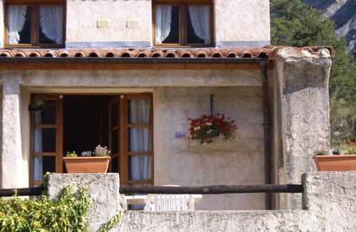 Val-de-Chalvagne Condo | Rental in residence (former sheepfold) with swimming pool and tennis court