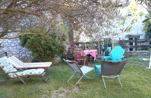 Valbelle House | Renting an old barn