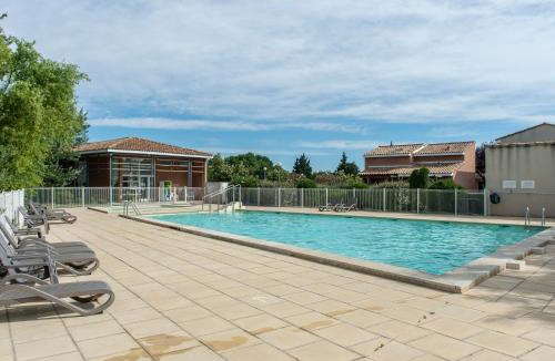 Saint-Saturnin-les-Avignon Resort | Residence Sun Hols Les Rives du Lac