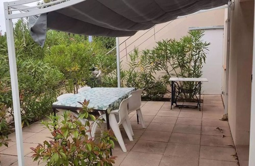 La Madrague Villa | Residence Superbellevue - Studio Saint Cyr