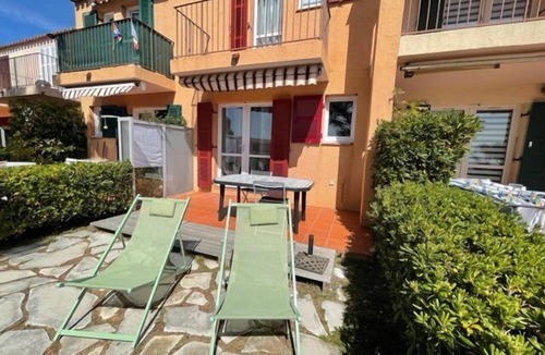 Saint-Mandrier-sur-Mer Apartment | Residenz CAP SOLEIL (sicher), Schwimmbäder, Tennis.