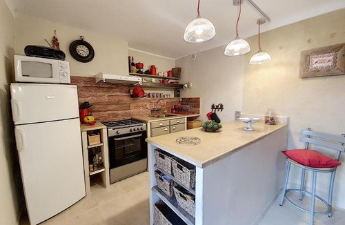 Saint-Cyr-sur-Mer Apartment | Rez de villa - St Cyr - L'Oustaou Dorey 4pers