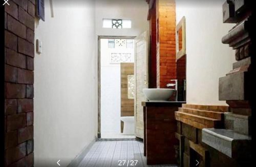 Batuan House | Royen Balinese Family Guest House- Traditional Batuan Homestay