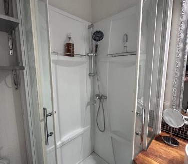 Toulon - Hyeres Apartment | Séjour au port