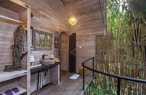 Payangan Cabin | Sacred Beji by GenuineHost