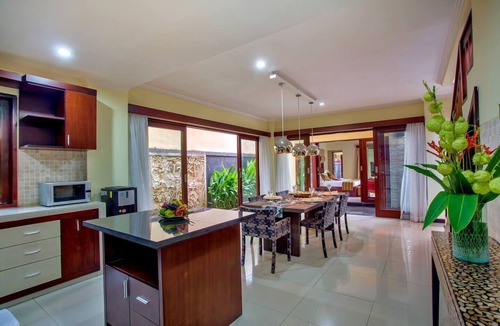 Umalas Villa | Samudra · Luxury 8BR Private Pool Villa Bali