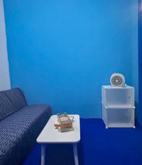 Tuban Bed & Breakfast | Santorini House in Bali Near Airport