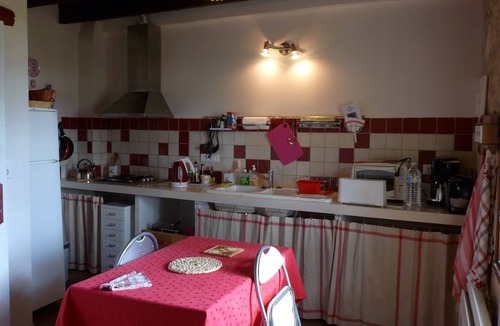 Saint-Etienne-du-Gres Other | Seasonal renting house, Saint Etienne du Grès, large view on the Alpilles