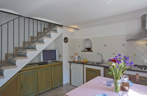 Arienzo Apartment | Sebastien Garden along via Marconi Positano