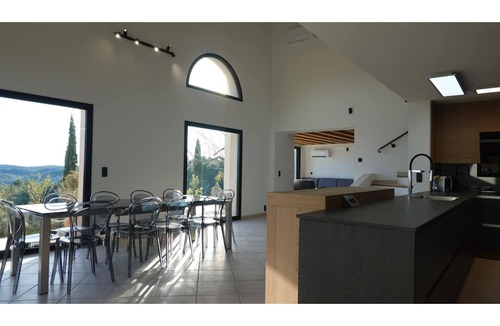 Callas Villa | Secluded villa with AC, heated pool and views of vineyards and sea