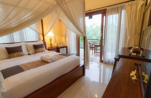 Melayang House | Secret Forest Hideaway near Ubud