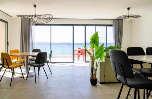 Cavaliere Beach Apartment | SELECT'soHOME - Appartement pour 6 personnes sur la plage de Cavalière - Vue mer - 4 étoiles - BLUEMOON