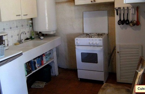 Plaisians Apartment | Self catered ground floor of a Provencal Mas