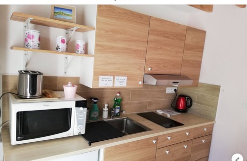 Roquevaire House | Self-contained studio near calanques Cassis Aix Marseille