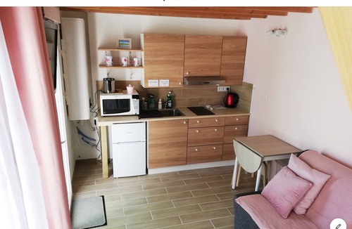 Roquevaire House | Self-contained studio near calanques Cassis Aix Marseille