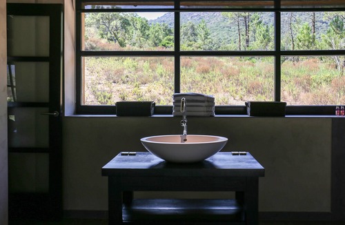Bormes-Les-Mimosas House | Shepherd House in the Vines