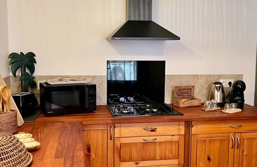 Lancon-Provence House | Small Balinese house with all comforts. Romanticism, well-being, escape.