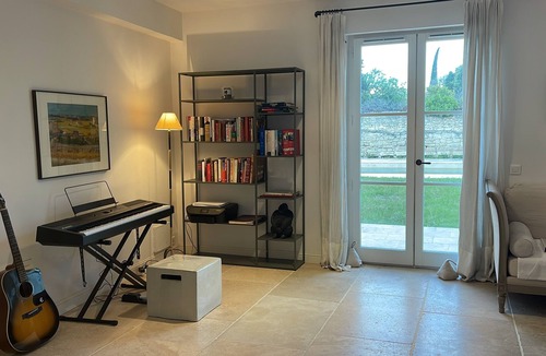 Villeneuve-les-Avignon Villa | Spacious Villa in Provence Historic City Centre