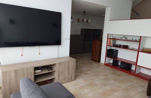 Manosque House | Spacious house with garden