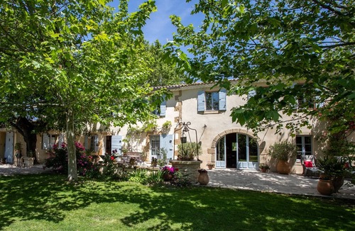Grans Villa | SPLENDID MAS PROVENÇAL 10 p countryside private garden swimming-pool playground