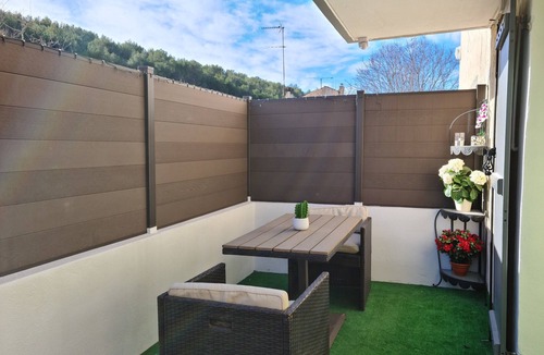 Peypin Apartment | Splendid studio with AC and terrace - Dodo et Tartine