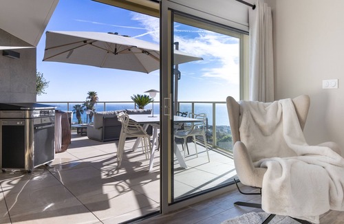 Saint Antoine Apartment | Splendide Appartement Nice Blue Pearl Tout Confort VUE MER Panoramique