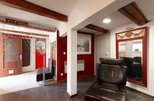 Saint-Louis Apartment | St Louis