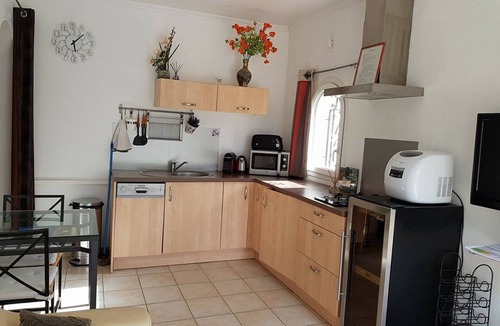 Les Arcs-sur-Argens Villa | STANDING AIR-CONDITIONED VILLA (2 to 4 people). PRIVATE WING 'AU CALME' SWIMMING POOL