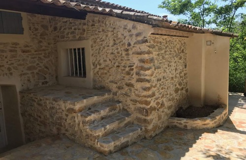 Bandol Cottage | STONE COTTAGE, 2-4 PEOPLE, AT PROVENCE MAS 16TH CENT., POOL, GARDEN, PARKING