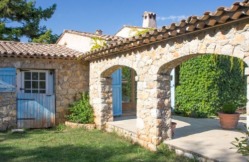 Saint-Cezaire-sur-Siagne Villa | ☀ Stone villa with private pool near Cannes, Grasse, Saint-Raphaël ☀