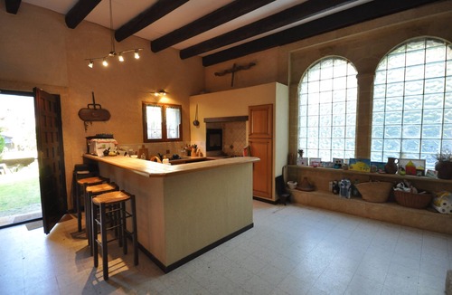 Montfrin House | Stone house in a village of Provence by the river