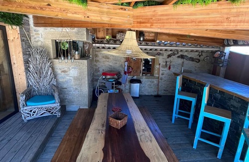 Lancon-Provence House | Stopover in Bali