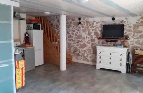Vins-sur-Caramy Apartment | Studio à côté Brignoles