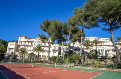 Hyeres Apartment | Studio 4 personnes copropriété pas frais de ménage