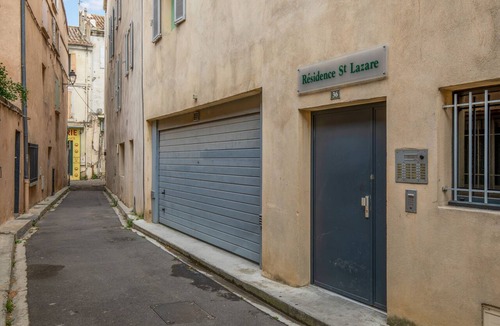Avignon City Centre Apartment | Studio Coquelicot - Welkeys