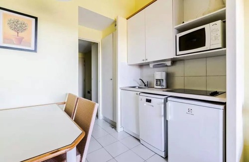 Les Restanques Apartment | Studio flat ∙ 1 bedroom ∙ 4 guests