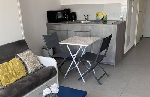 Liberation Apartment | Studio