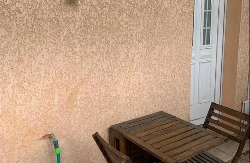 Carnoules Apartment | Studio indépendant dans propriété avec piscine