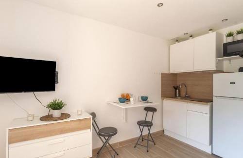 La Madrague Apartment | Studio Les Aigues Marines-63 by Interhome