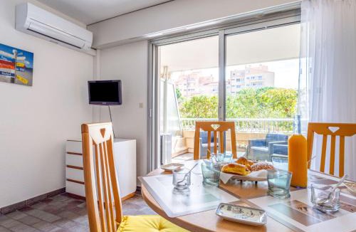 Toulon - Hyeres Apartment | Studio Port de La Gavine-27 by Interhome
