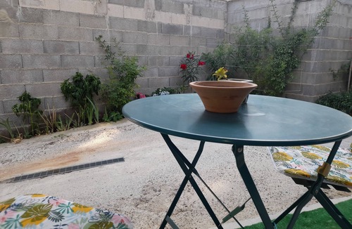 Avignon Apartment | Studio + private parking space